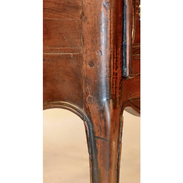 18th Century French Louise XV Walnut Commode For Sale - Image 9 of 11