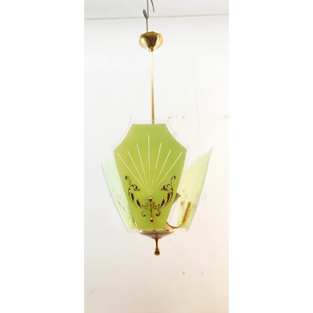 Suspension Lamp with 3-Decorative Glasses, in Very Good conditions. Designed 1950 to 1959 Up to 250V (Europe/UK...