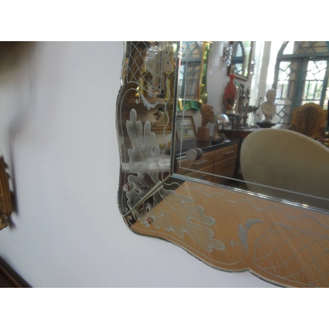 Etched Scalloped Venetian Mirror by Pietro Chiesa For Sale In Houston - Image 6 of 12