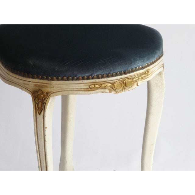 Baroque Vintage French Louis XV Style Wooden Chair with Blue Velvet, 1960s For Sale - Image 3 of 9