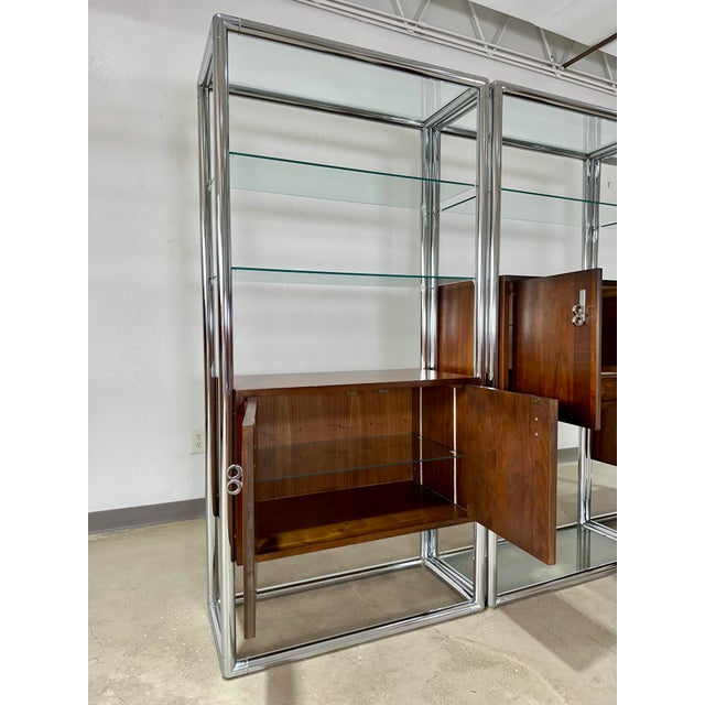 1970s 1970s Lane Mid Century Modern Walnut and Chrome 2 Bay Free Standing Wall Unit Etagere For Sale - Image 5 of 12