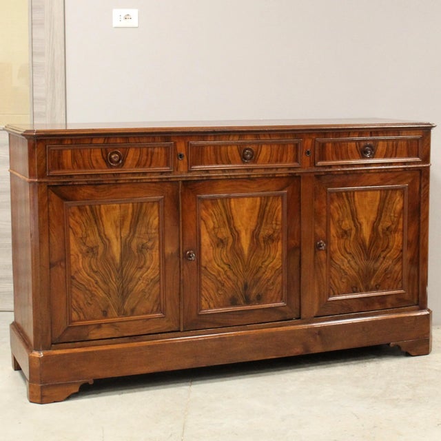 Antique Sideboard in Walnut, 1800s For Sale - Image 10 of 10