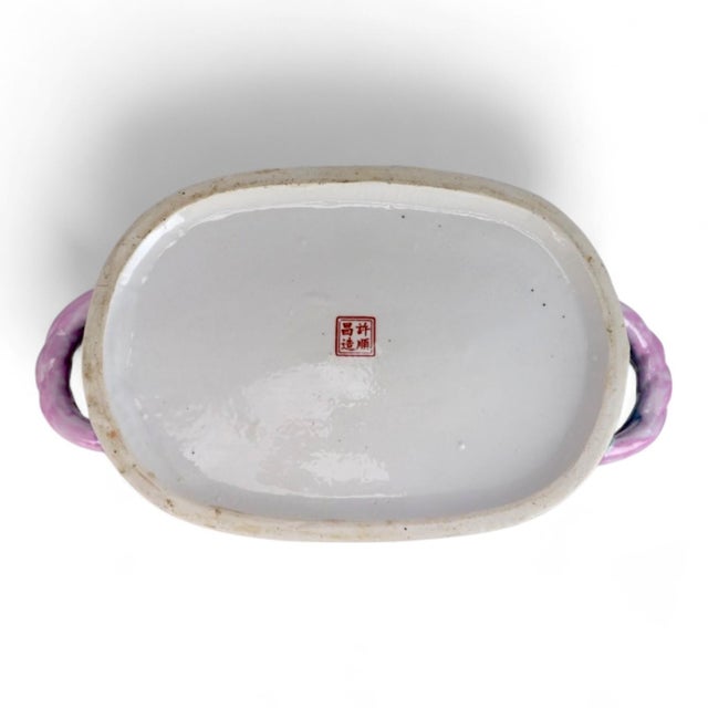 Hand-Painted Bok Choy Motif Oval Porcelain Foot Bath Cache Pot - Famille Verte Jingdezhen For Sale In Washington DC - Image 6 of 6