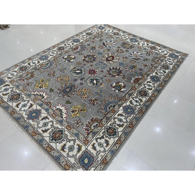 Contemporary 8x10 Gray Hand-Knotted Wool Floral Symmetry Classic Traditional Carpet Rug For Sale - Image 3 of 6