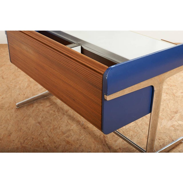 Action Office Desk in Walnut by George Nelson for Herman Miller, 1960s For Sale - Image 9 of 15
