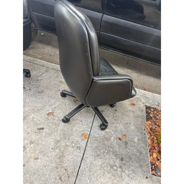 Vecta Litho Usa Set of 4 Used Black Leather Executive Swivel Office Chair For Sale In West Palm - Image 6 of 8