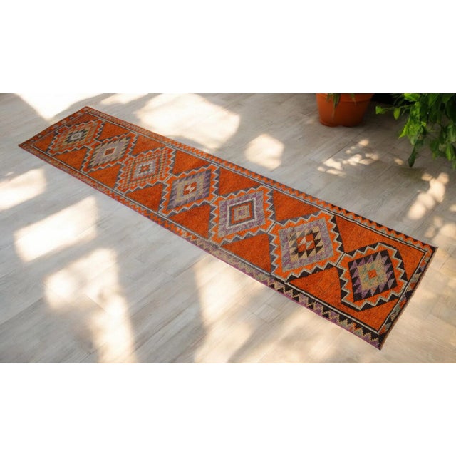 Add a pop of color and style to your hallway with this charming 3x11 Rug Runner HandMade Oushak Runner Rug. Featuring...