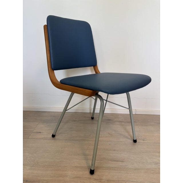 Mid-Century Modern Mid-Century Dining Chair by Miroslav Navrátil for Ton, 1970s For Sale - Image 3 of 11