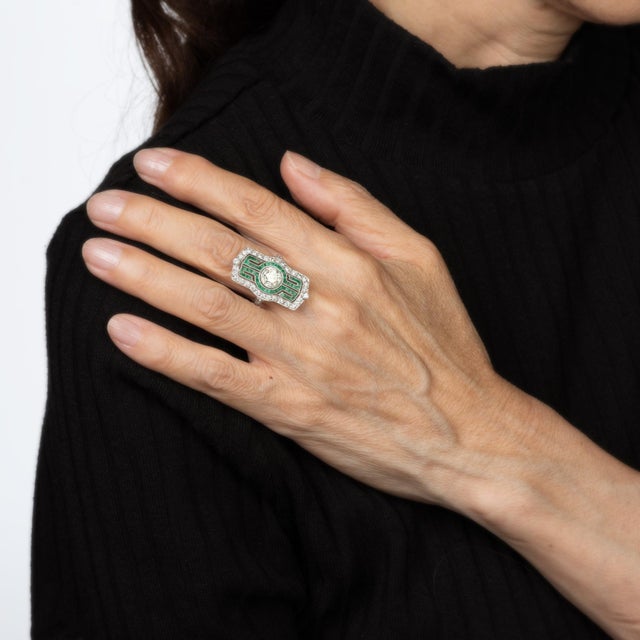 Vintage Art Deco 2.16ct Diamond Ring Calibre Emeralds Sz 7 Platinum Elongated For Sale In Los Angeles - Image 6 of 7