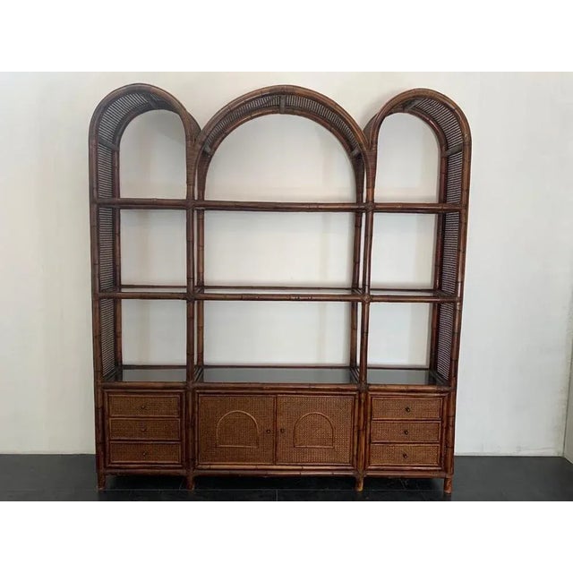 Malacca Rattan & Crystal Bookcase from Vivai del Sud, 1970s, in Very Good conditions. Designed 1970 to 1979