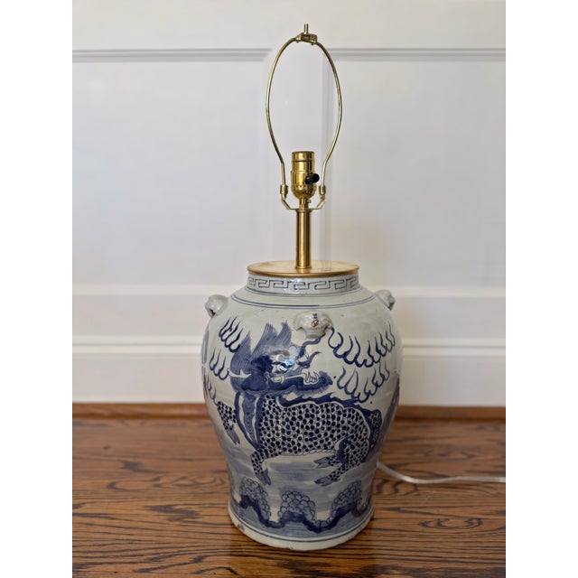 Chinoiserie Chinoiserie Hand Painted Ceramic Ginger Jar Dragon Lamp With New Silk Shade For Sale - Image 3 of 7