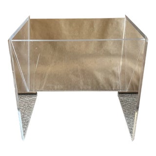 Vintage Mid-Century Modern Style Lucite Acrylic Magazine Rack. For Sale