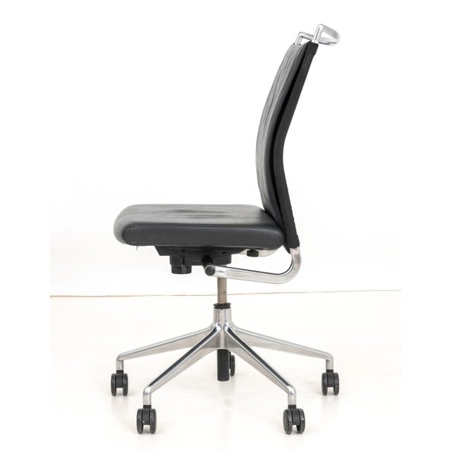 Early 21st Century Modern Black Leather & Chrome Swivel Office Chair For Sale - Image 5 of 6
