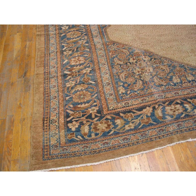 Elegant Tan and Blue Color With Unique Medallion Design Antique Serab Rug For Sale In New York - Image 6 of 12