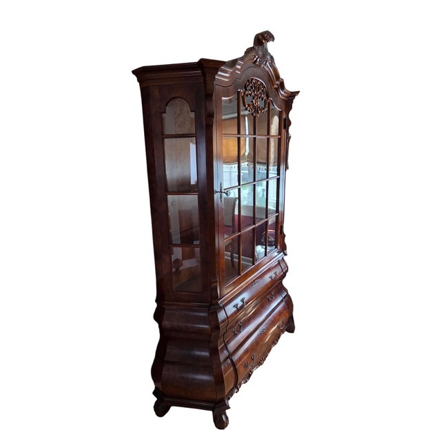 1960s Antique Burlwood Walnut Dutch Bombe Display China Cabinet Hutch Curio Baroque For Sale - Image 5 of 17