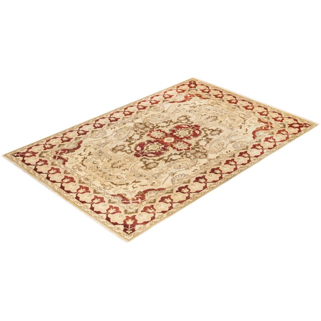 Gold Vintage Traditional Hand Knotted Wool Area Rug, Gold - 6'0" X 8'10" For Sale - Image 8 of 9