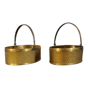 Small Antique 19th Century French Charles X Palais Royale Ormolu Oval Baskets With Swing Handles and Carved Mother of Pearl Sea Shell Bases - A Pair