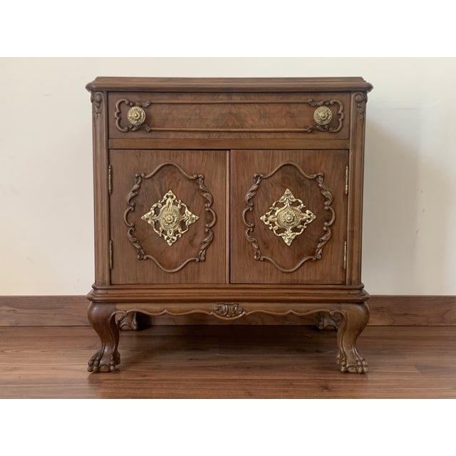 20th Century Pair of French Nightstands with One Drawer and Doors and Claw Feet For Sale - Image 18 of 18