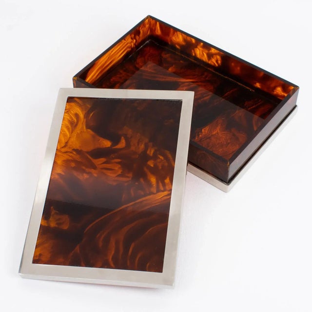 Maison Mercier Paris, Tortoiseshell Lucite and Chrome Box, 1970s For Sale In Atlanta - Image 6 of 11