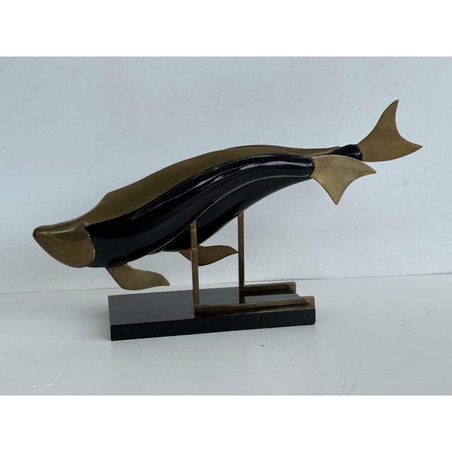 Black Vintage Brass and Wood Sculpture Depicting Two Fish For Sale - Image 8 of 8