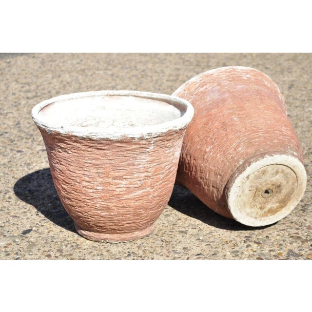 Pair of Vtg Red Distress Painted Fiberglass Round Garden Planter Pots Faux Stone For Sale In Philadelphia - Image 6 of 9