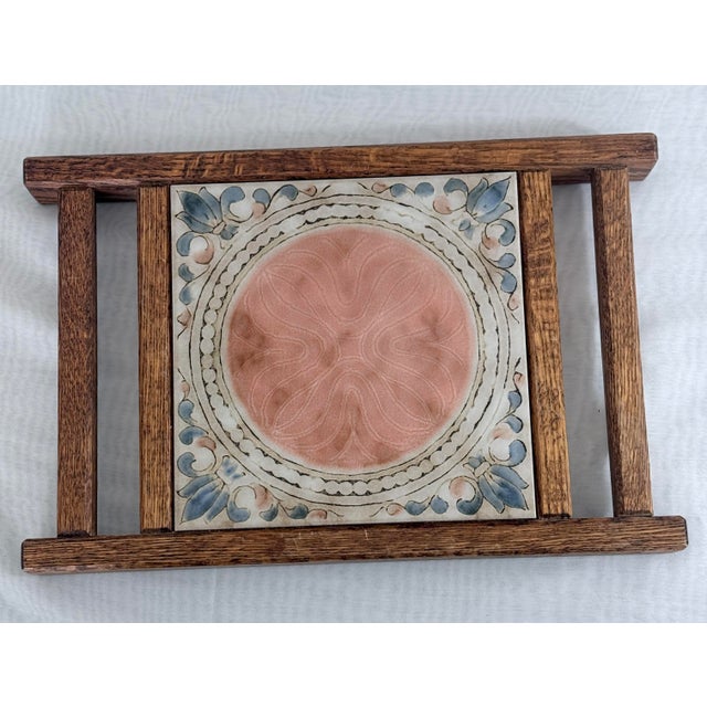 Arts & Crafts Wooden Tile Stand With Hand-Painted Ceramic Tile Trivet C. 1920s–1940s For Sale - Image 4 of 5