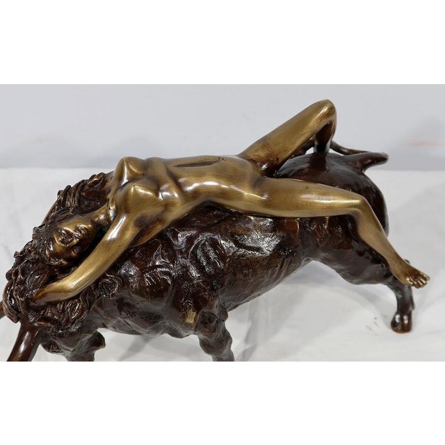 Majera, La Déesse Europe rencontrant le Taureau, 20th Century, Bronze For Sale - Image 9 of 18