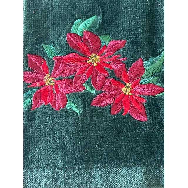 Set of 3 pcs bath terry hand / face towels embroidered for Christmas.