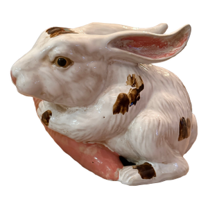 Majolica Bunny Rabbit Holding Large Carrot