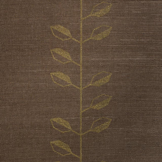 Contemporary SAMPLE - Schumacher Geo Leaf Sisal Wallpaper In Metallic Gold & Sepia For Sale - Image 3 of 4