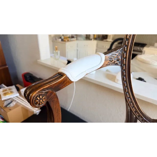 Late 20th Century Late 20th Century White Livingroom Accent Chair For Sale - Image 5 of 15