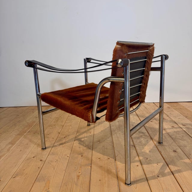 LC1 Sling Chair by Le Corbusier, Pierre Jeanneret and Charlotte Perriand for Cassina For Sale - Image 5 of 7