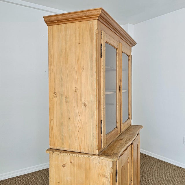 Antique Pine Glass Door Hutch Cabinet | Circa 1890 For Sale In Orlando - Image 6 of 14