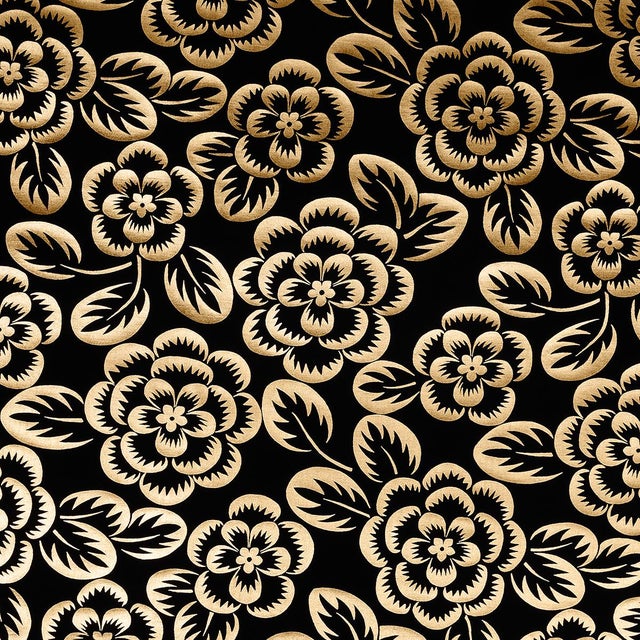 SAMPLE - Schumacher Angelica Floral Fabric In Gold & Noir For Sale