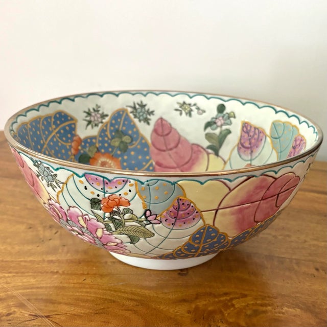 Large Porcelain Tobacco Leaf Bowl For Sale - Image 11 of 11