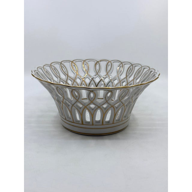 Antique Paris Reticulated Porcelain Gold Leaf Decorative Bowl For Sale - Image 4 of 12