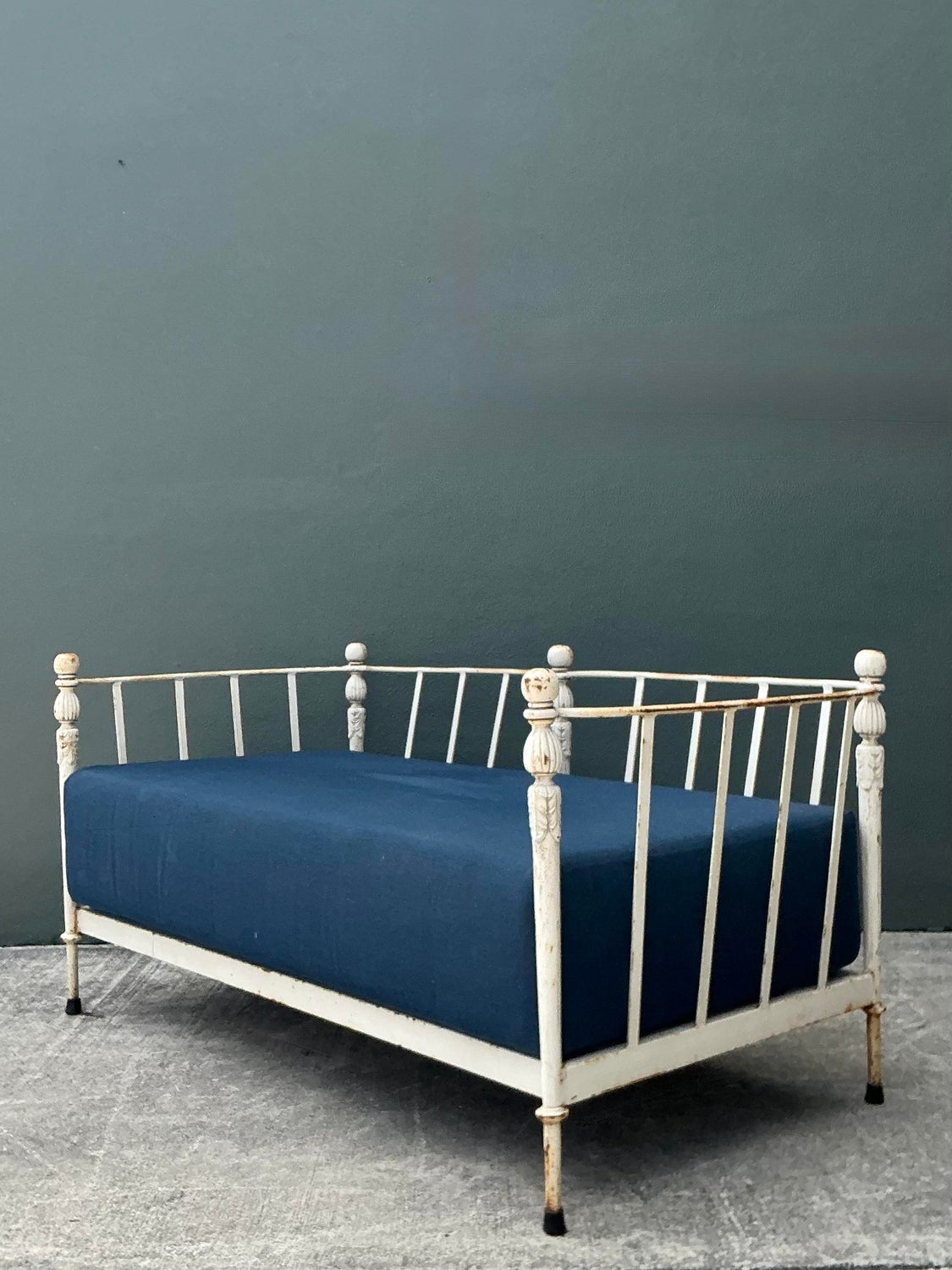 Vintage Michael Taylor “Montecito” Wrought Iron Loveseat - Side view