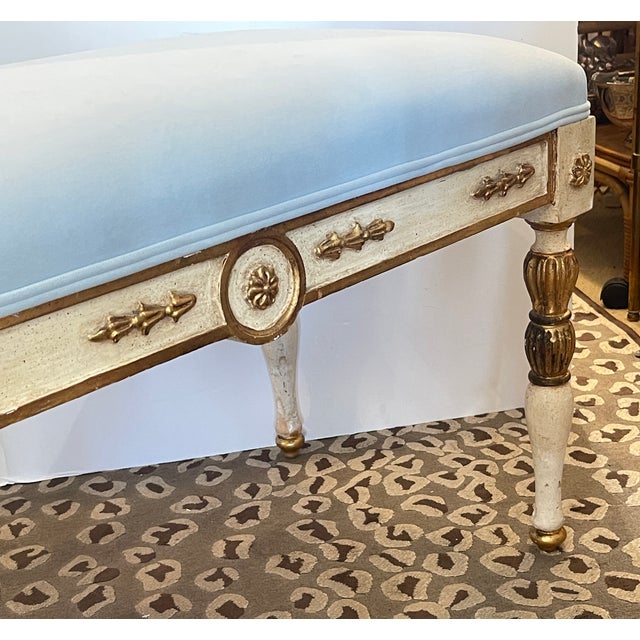 French Louis XVI Style Painted Bench, 1950s For Sale In West Palm - Image 6 of 15