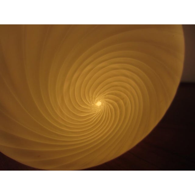 White Murano Glass Swirl Mushroom Table Lamps , 1960s, Set of 2 For Sale - Image 13 of 16