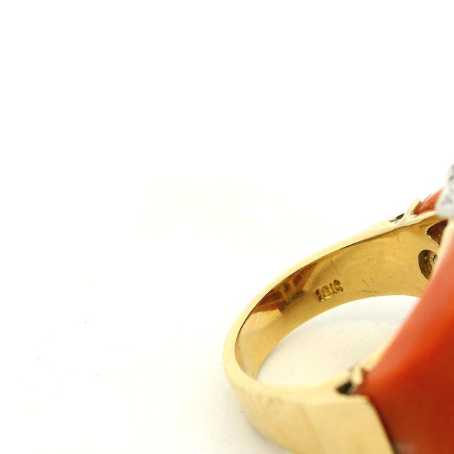 1970s Italian 18k Gold Coral & 1.50 Carat Diamond Cocktail Ring, Size 7.25 For Sale - Image 9 of 10