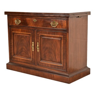 Drexel Heritage Georgian Flame Mahogany Flip Top Buffet Server or Bar Cabinet For Sale