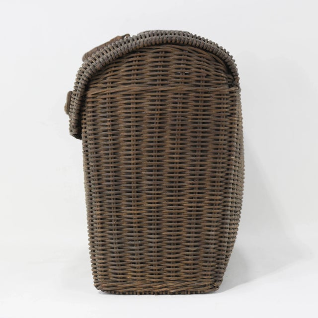 Wood Vintage Woven Rattan Picnic Basket With Handle & Lid – Handwoven Storage & Décor For Sale - Image 7 of 11