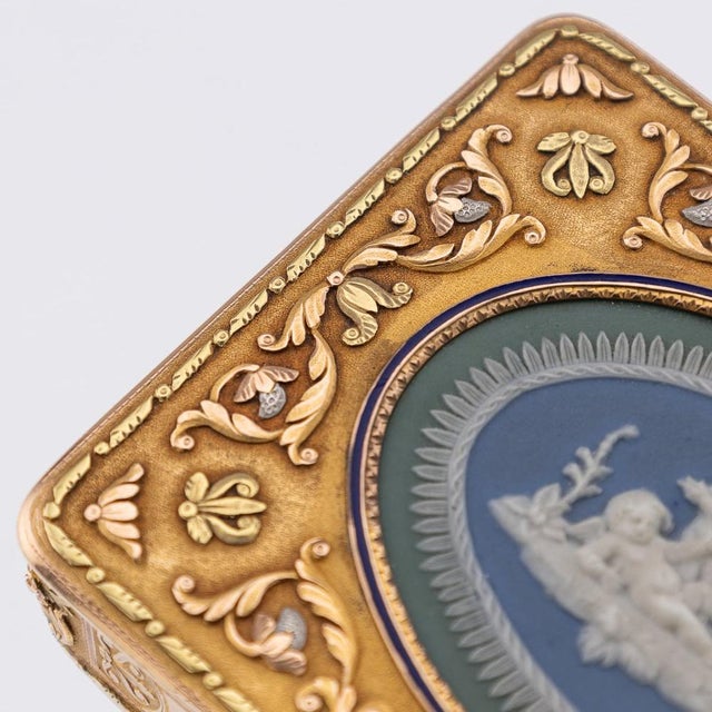 Antique German Tri-Colour 18 Karat Gold and Jasperware Snuff Box, Hanau, 1820s For Sale - Image 12 of 18