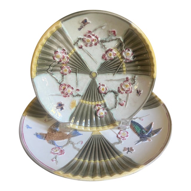 Wedgwood Argent Fan & Bird Majolica Plate Set of 2, C. 1878 For Sale