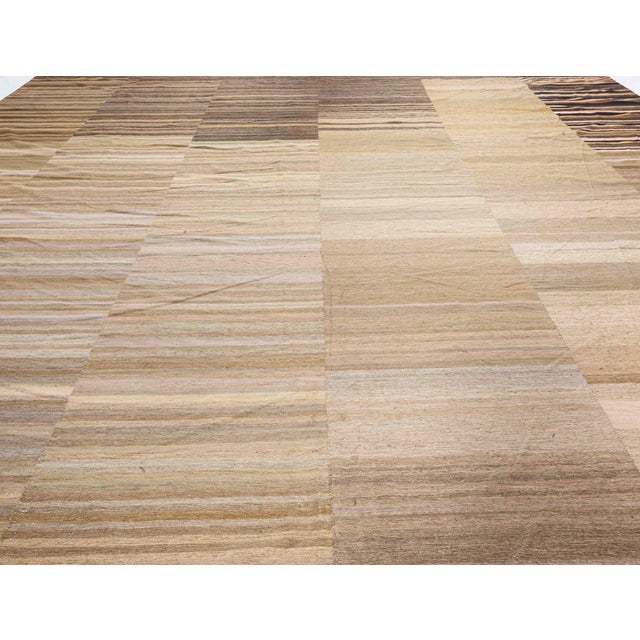 Textile Contemporary Turkish Kilim Rug – Modern Minimalism in Earth by Doris Leslie Blau For Sale - Image 7 of 9