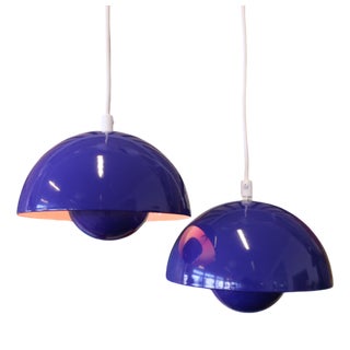 Vintage Pendant Lamp in Cobalt Blue Metal and Red Inside Cup by Verner Panton for Louis Poulsen, 1960s, Set of 2 For Sale