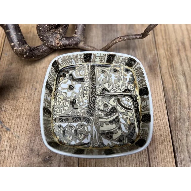 Mid-Century Modern Ceramic Bowl by Nils Thorsson for Royal Copenhagen, 1960s For Sale - Image 3 of 6