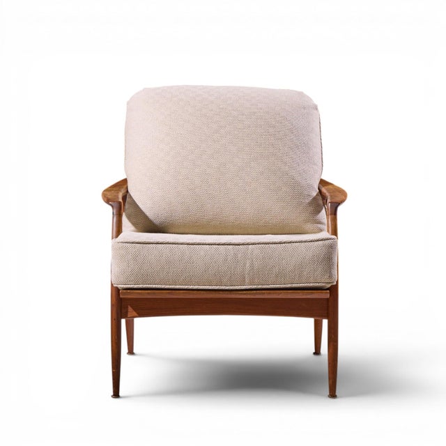 Mid 20th Century Milo Baughman for Thayer Coggin Mid Century Walnut Lounge Chairs - Pair For Sale - Image 5 of 12