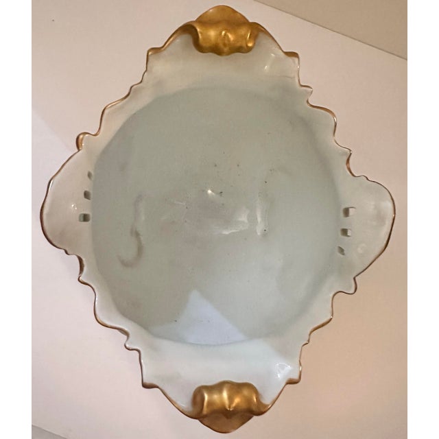 Giraud Limoges “Birds of the Caribbean” Porcelain Jardinière, 1978 For Sale In Miami - Image 6 of 10