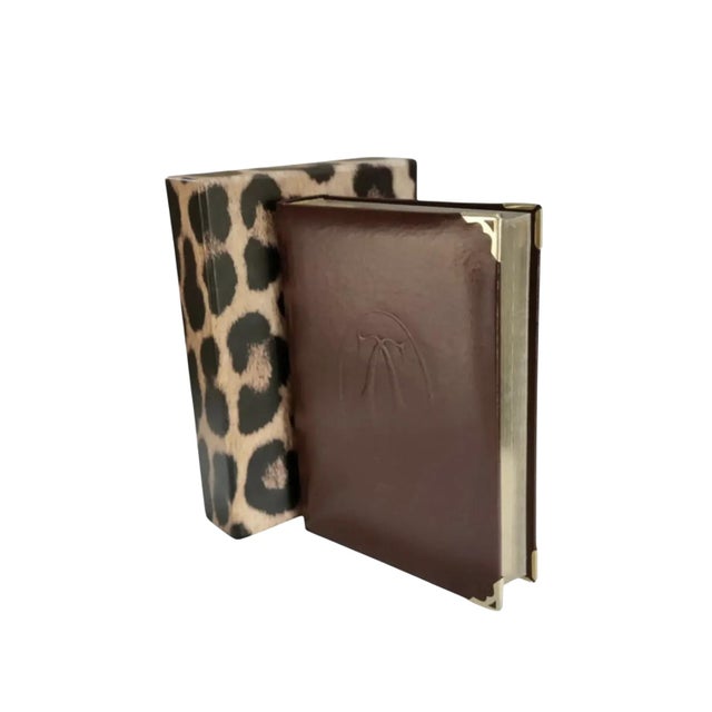 Burgundy Les Must De Cartier ~ Anne - Marie Clais, Assouline, Limited Edition 2002 For Sale - Image 8 of 15